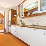 Luxurious In Bregi *