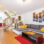 Feriehus Luxurious In Bregi