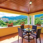 بيت للعطل Luxurious In Bregi