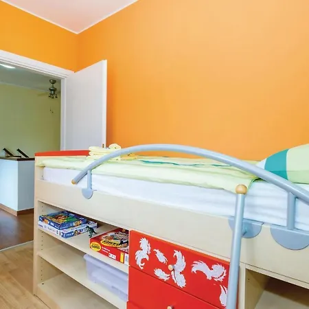 3 Bedroom Lovely In Bregi Vakantiehuis *